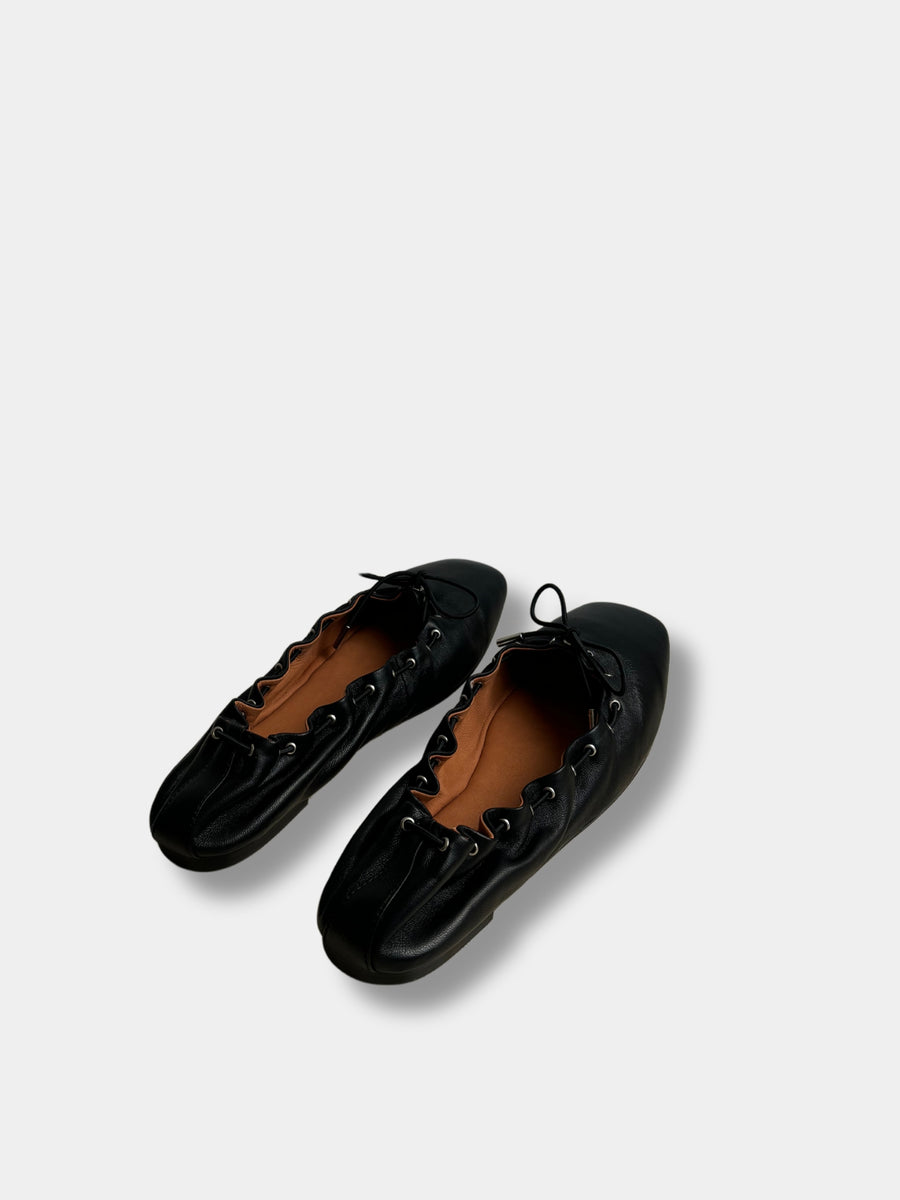 Alias Mae Lilah Flats