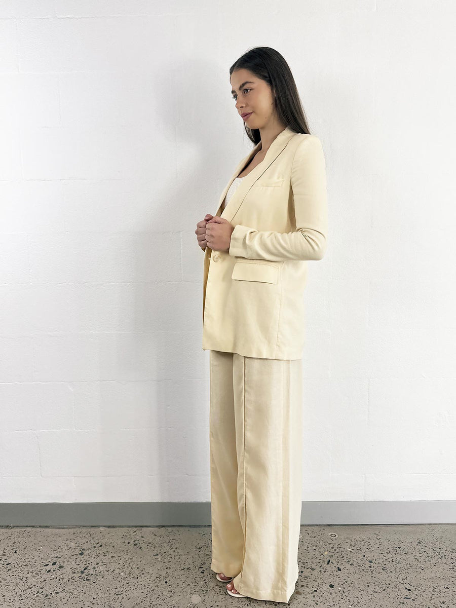 Magali Pascal Suit